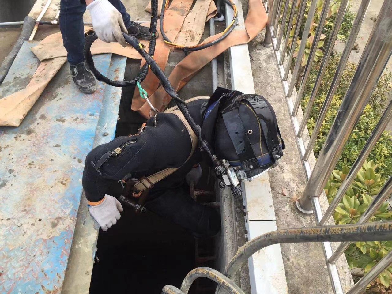 水下作業